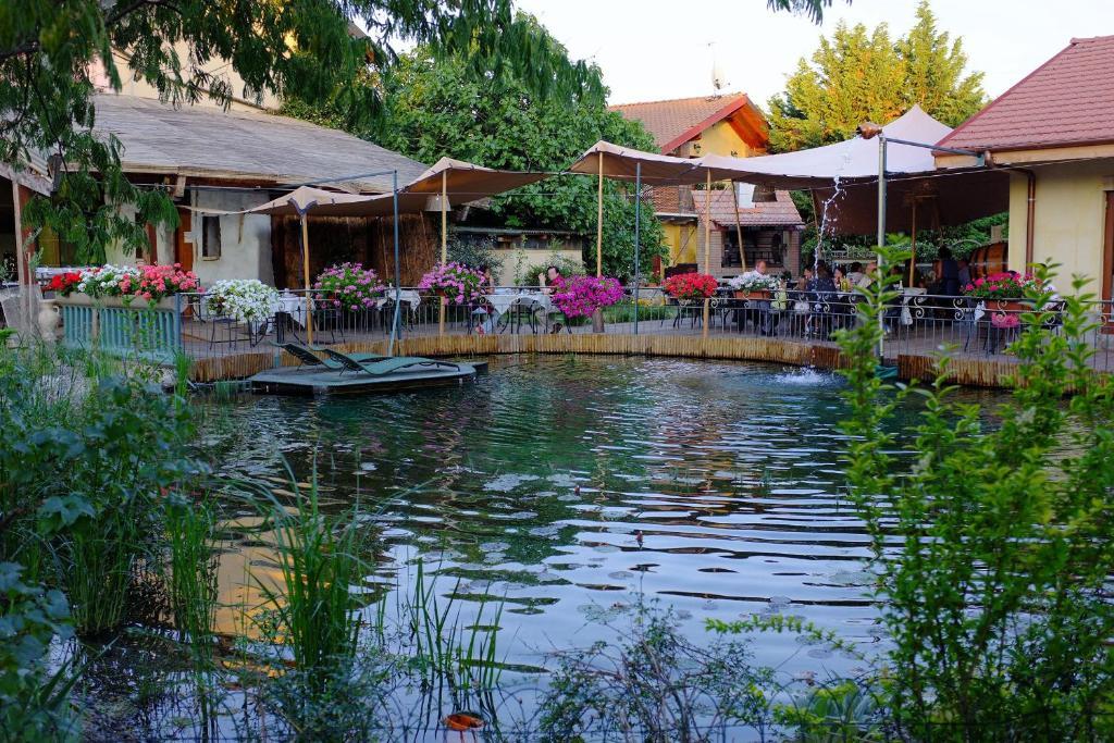 Agriturismo Cascina Madonnina Pregnana Milanese Exterior foto